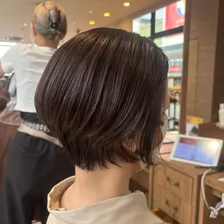 ショート カラー 田中 優衣のヘアスタイル
