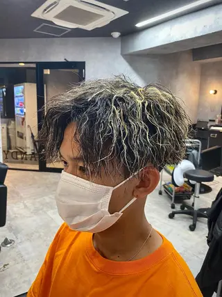 カラー パーマ メンズ メンズサロンANDY 御堂筋なんば店所属・大阪メンズヘアのプロ 高橋 直希のヘアスタイル