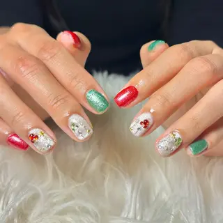 ネイル hohomi .のネイルデザイン