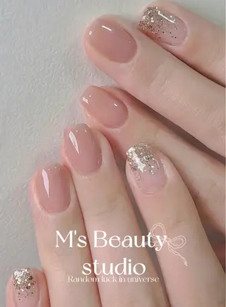 カラー エムズ ビューティスタジオのネイルデザイン