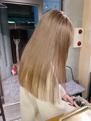 ロング カラー ヘアアレンジ HACCH （ハッチ）所属・🪼ボブ/ハイトーン /髪質改善🪼のヘアスタイル