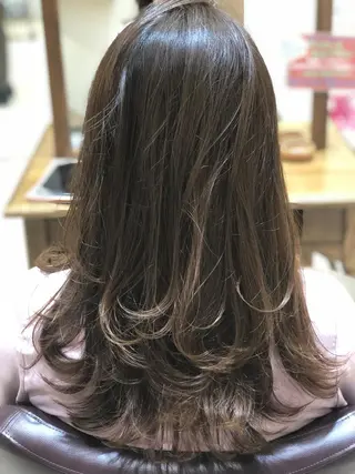 セミロング カラー 🍀褒められヘア🍀 松尾舜のヘアスタイル