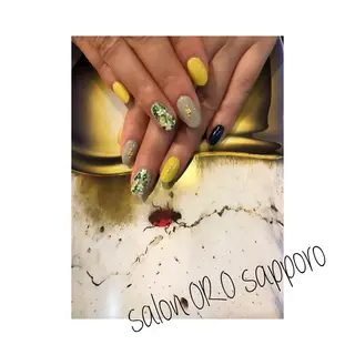 ネイル salon ORO sapporo所属・ORO 石井 香織のネイルデザイン