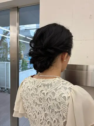 ロング 梅本 佳奈のヘアスタイル