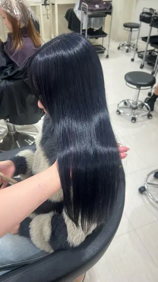 ロング カラー ヘアアレンジ 韓国レイヤー&ピンク 艶髪🩶maikoのヘアスタイル