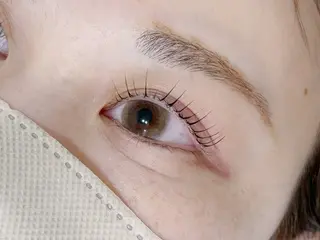 マツエク・マツパ Nail&Eyelash Rea所属・Rea🌈Coco 韓国風まつげパーマの眉毛・アイブロウイメージ