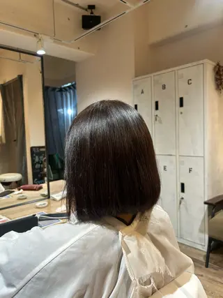 カラー livLim所属・髪質改善 🐈 三橋のヘアスタイル