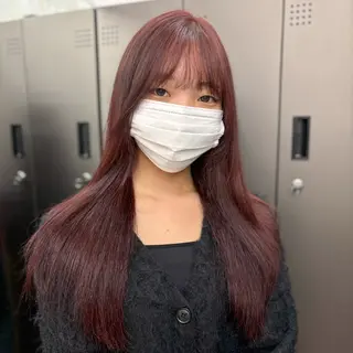 ロング カラー LILi リリのヘアスタイル