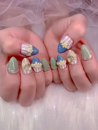 ネイル シェアサロンLei.g(レイジー)所属・3Dアートネイル💗 都築レナのネイルデザイン