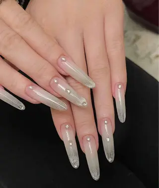 ネイル 相沢 さやかのネイルデザイン