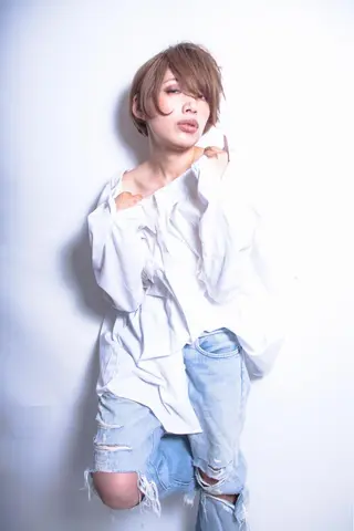 ショート カラー RESBORN所属・長岡 大偉のヘアスタイル