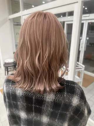 ミディアム 古谷 俊樹のヘアスタイル
