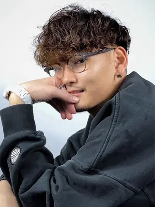 ミディアム パーマ キッズ 理容シャイニー　中里店所属・櫻井 亮汰のヘアスタイル