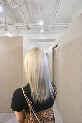 セミロング カラー ハイトーン/似合わせ 🎗️山内のヘアスタイル