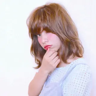 ミディアム カラー takk design labのヘアスタイル