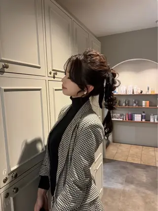 ヘアアレンジ 透明感ある艶カラー / KAKOのヘアスタイル