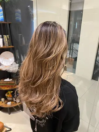 ロング カラー 田中 アキオのヘアスタイル