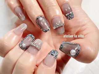 ネイル atelier la vita所属・lavita. mimuraのネイルデザイン
