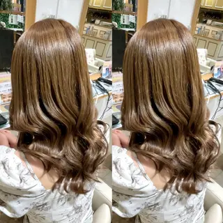 セミロング カラー スズキマリ 💿BLEACHのヘアスタイル