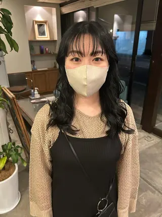 カラー AGREE Momokaのヘアスタイル