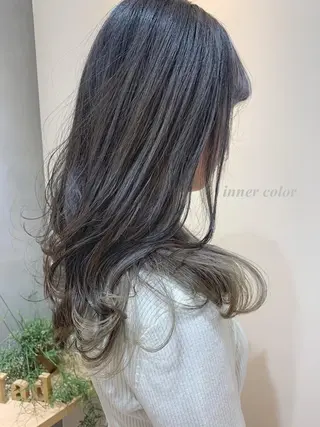 セミロング カラー 吉原 由菜のヘアスタイル