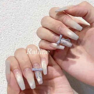 ネイル RAFFINE 月🦋🩵のネイルデザイン