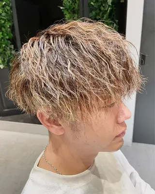 パーマ メンズ 野村 俊太のヘアスタイル