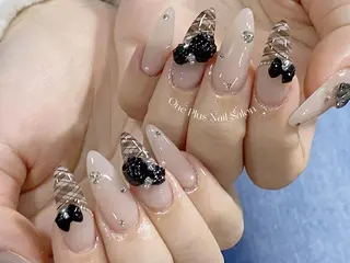 ネイル One Plus Nail Salonのネイルデザイン