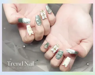 ネイル トレンド ネイル スタジオのネイルデザイン