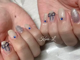 ネイル 芦辺 香奈のネイルデザイン