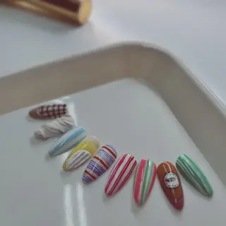 ショート ネイル RIONnail(リオンネイル)所属・RIONnail Yurikaのネイルデザイン