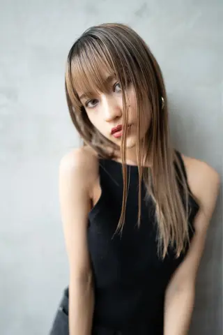 セミロング カラー 🉐レイヤー/塩見 弘樹🉐渋谷のヘアスタイル