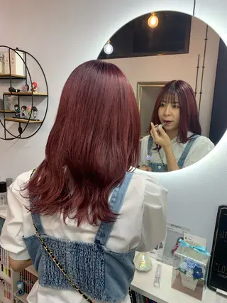 ミディアム カラー 坂井 水菜美のヘアスタイル