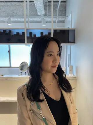 セミロング Miyamoto Yasuchikaのヘアスタイル