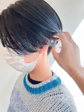 ショート レイヤーカット/ 火ノ見🪡のヘアスタイル