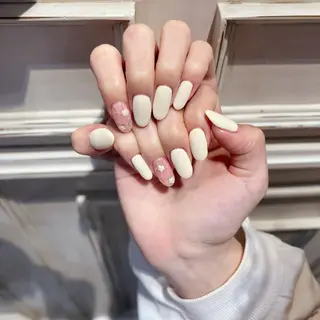 ネイル 鈴木 優希のネイルデザイン