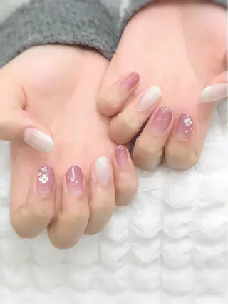 ネイル le rue MIKAのネイルデザイン