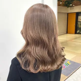 カラー 🤍海外girl🤍 ベージュ/ALISAのヘアスタイル