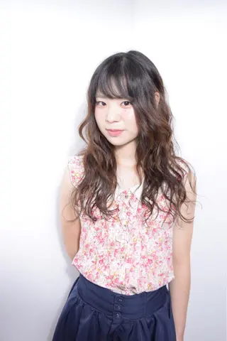 ミディアム セミロング ロング カラー パーマ 高橋 隆一のヘアスタイル