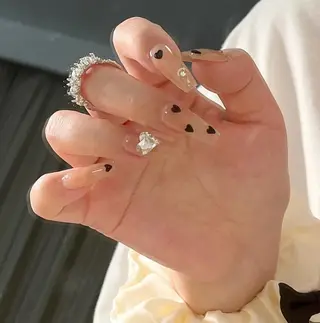 ネイル モナ& ミユのネイルデザイン