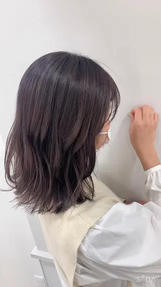 ミディアム カラー 山下恋佳/矢場町/ ブリーチ/ショートのヘアスタイル