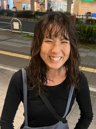 ミディアム ブリーチ・ツヤ髪特化 レイヤー🥝ルナのヘアスタイル