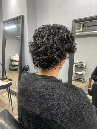 パーマ メンズ darts所属・マツダ レンのヘアスタイル