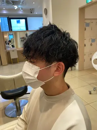 ショート パーマ メンズ特化型美容師 栗山勇人のヘアスタイル