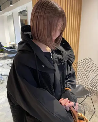 ショート カラー 透明感カラー🫧 CHIHIROのヘアスタイル