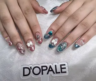 ネイル DOPALE、もも 彦奇のネイルデザイン