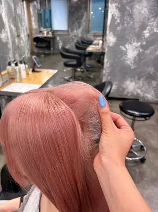 ロング カラー ハイトーンブロンド 横浜💞ミオのヘアスタイル