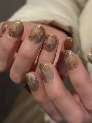 ネイル talo .のネイルデザイン