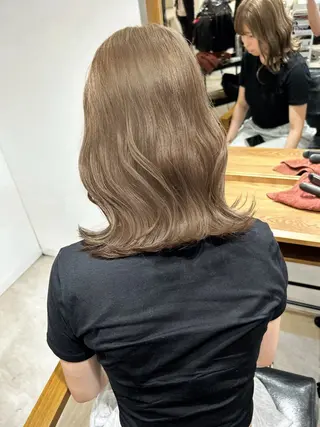 ミディアム CIEL所属・NAHO 🩵 透明感カラー🫧のヘアスタイル