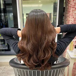 ロング パーマ 波巻きウェーブ 韓国風パーマ 纐纈のヘアスタイル